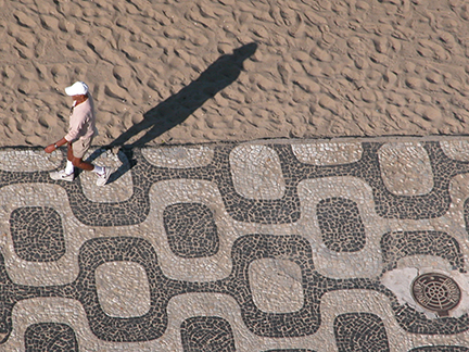 manwalkingbeach